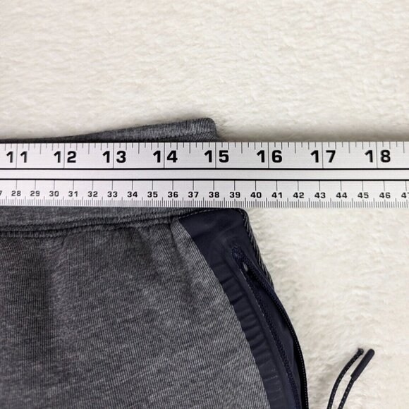 Nike Tech Fleece Jogger Gray Tapered Cropped Sweatpants 727355-091 Mens Size M - Picture 10 of 12